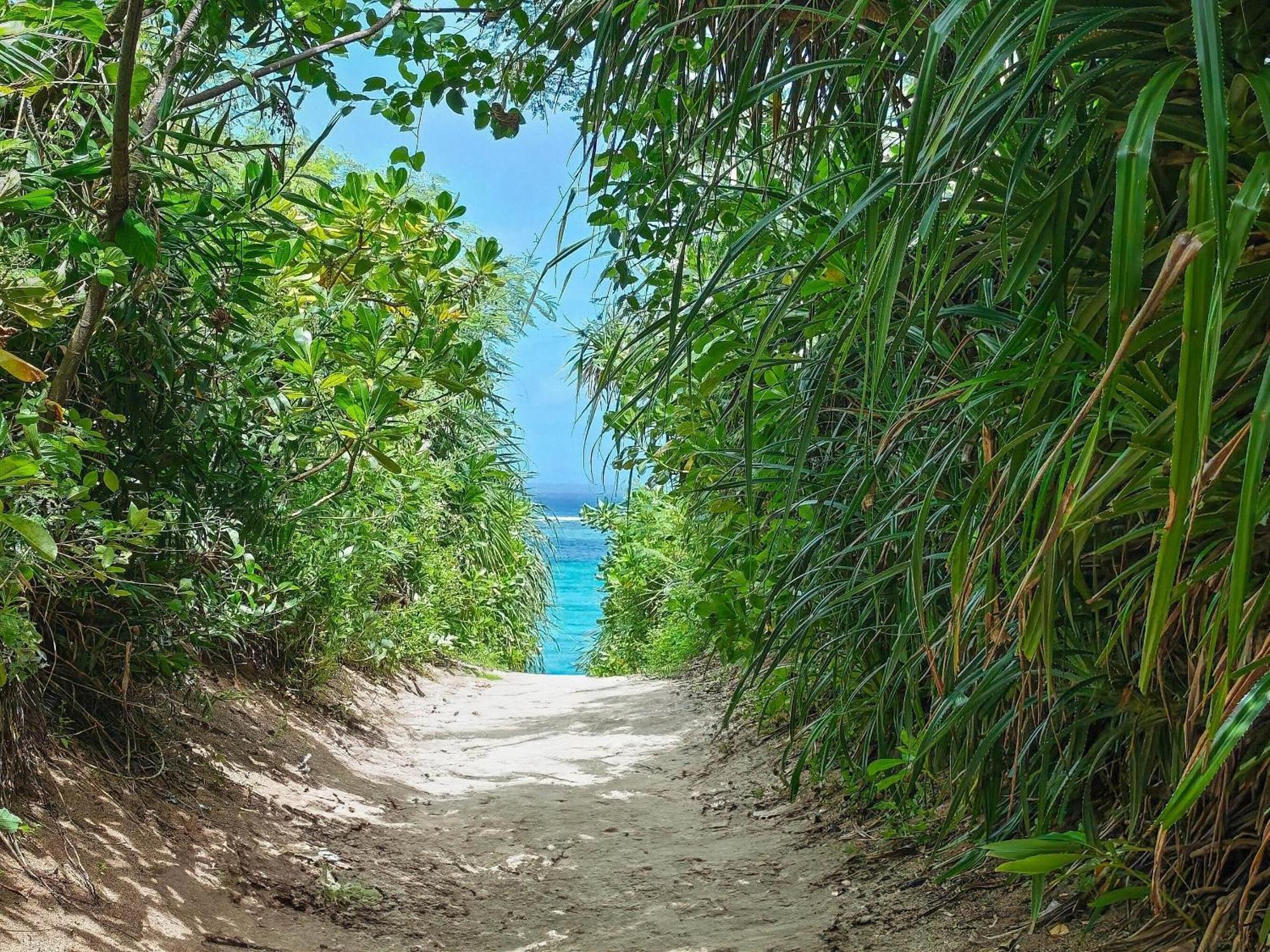 Nagahama Beach Resort Kanon Nakijin Exterior foto